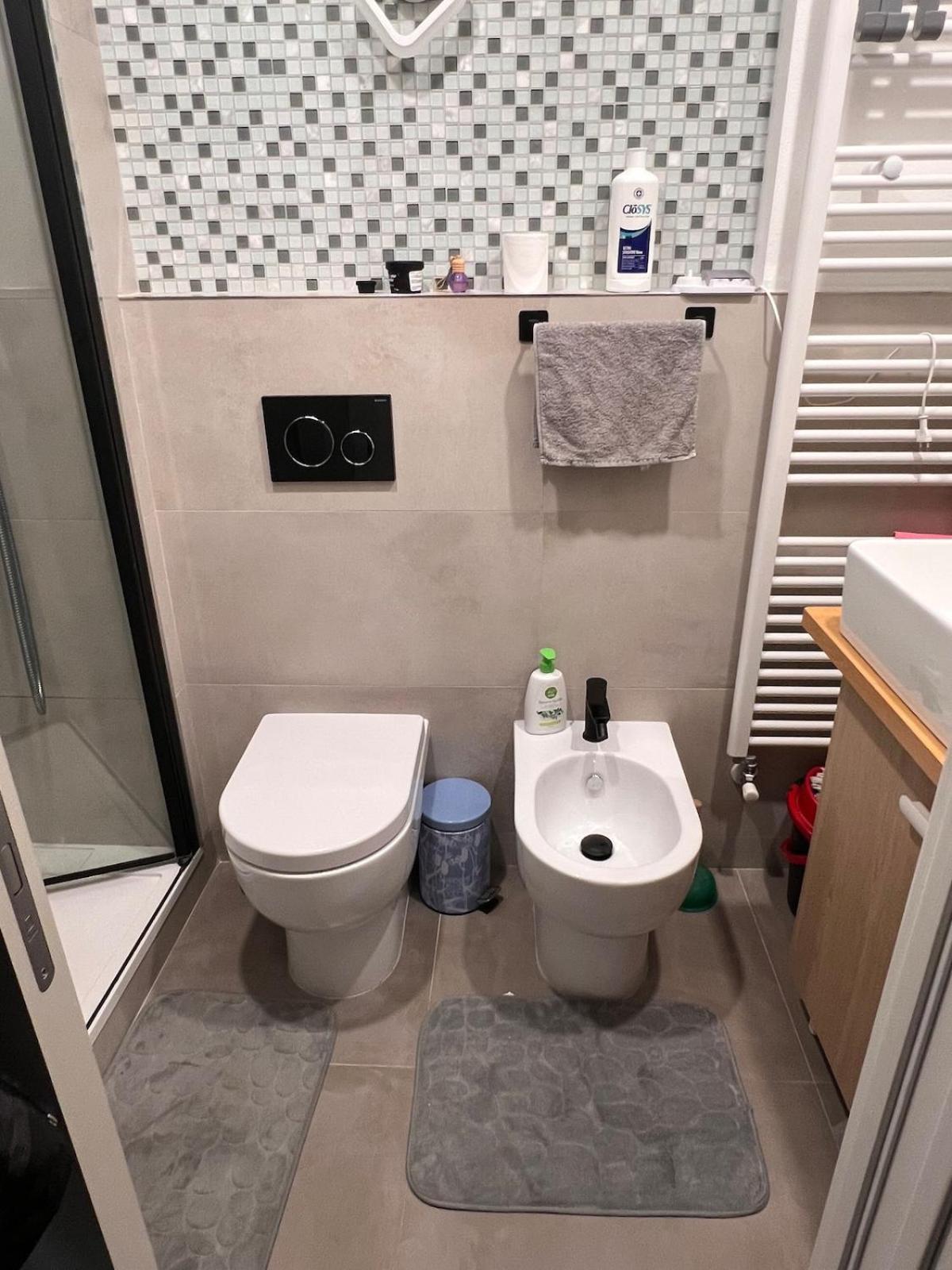 Cosy Nest Apartment Savona Exterior foto